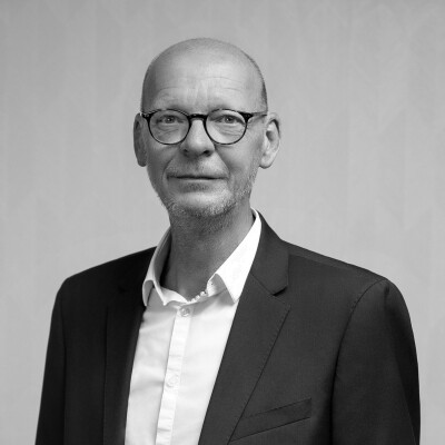 Марк Бакстон